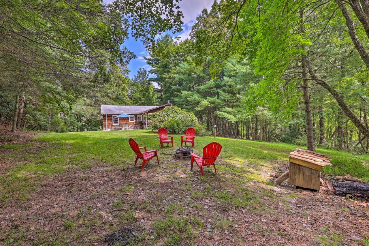 Villa Peaceful Roaring Gap Retreat With Fire Pit And Patio! Esterno foto