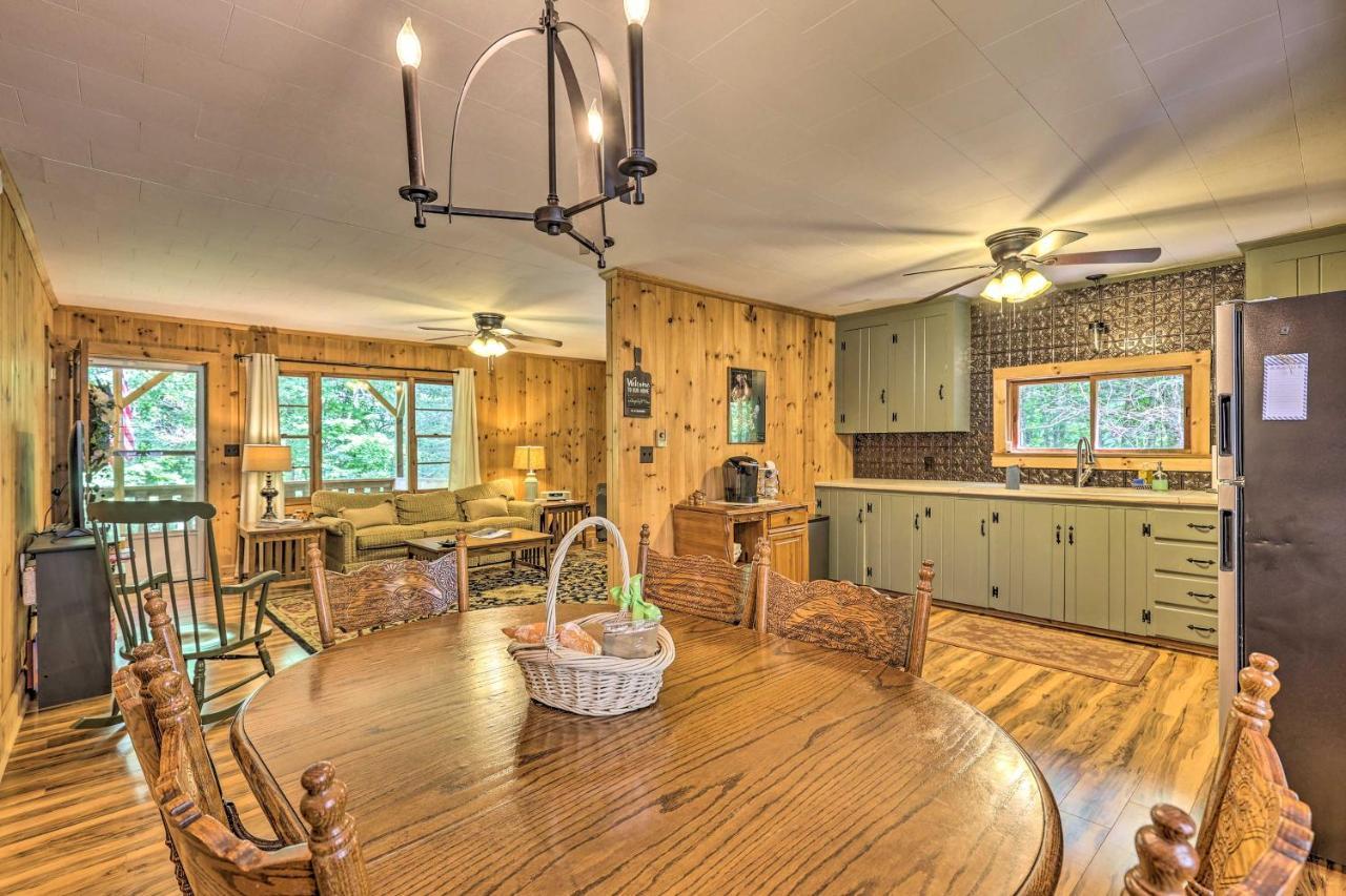 Villa Peaceful Roaring Gap Retreat With Fire Pit And Patio! Esterno foto