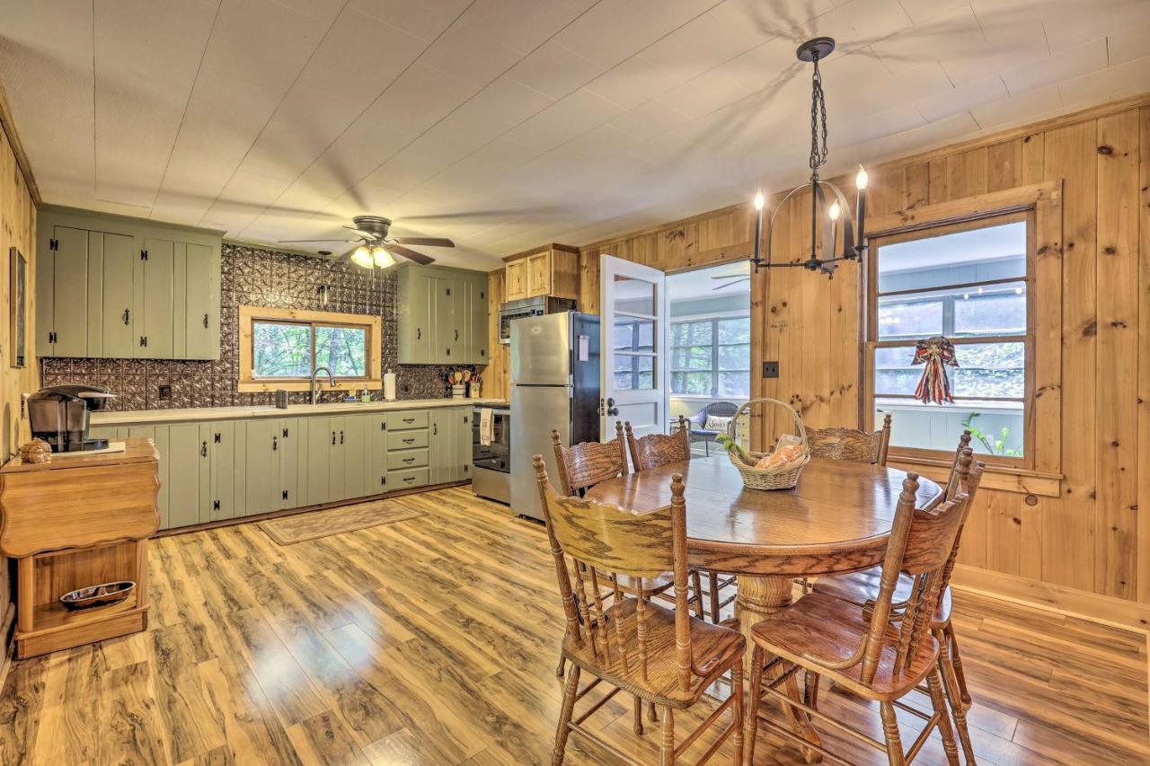 Villa Peaceful Roaring Gap Retreat With Fire Pit And Patio! Esterno foto