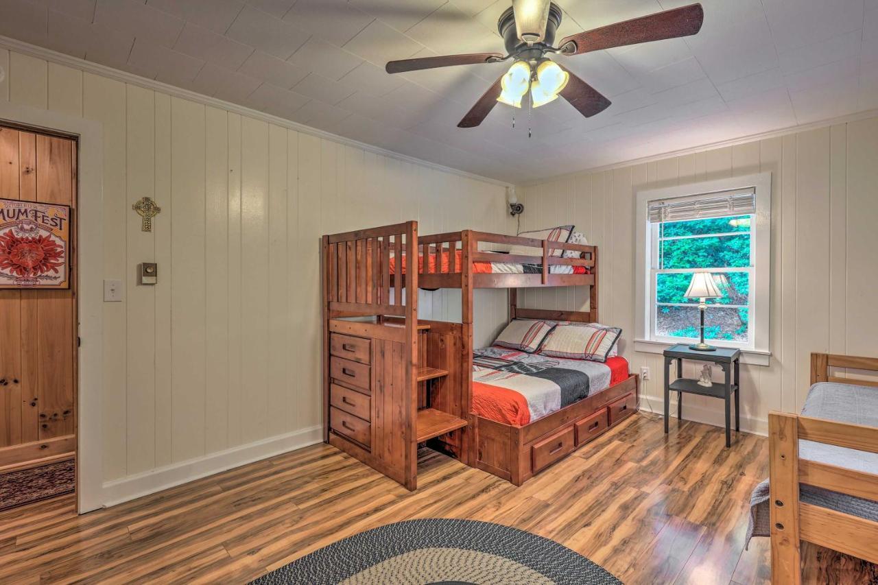 Villa Peaceful Roaring Gap Retreat With Fire Pit And Patio! Esterno foto
